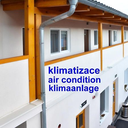 Penzion Klimes Hustopece Exterior photo