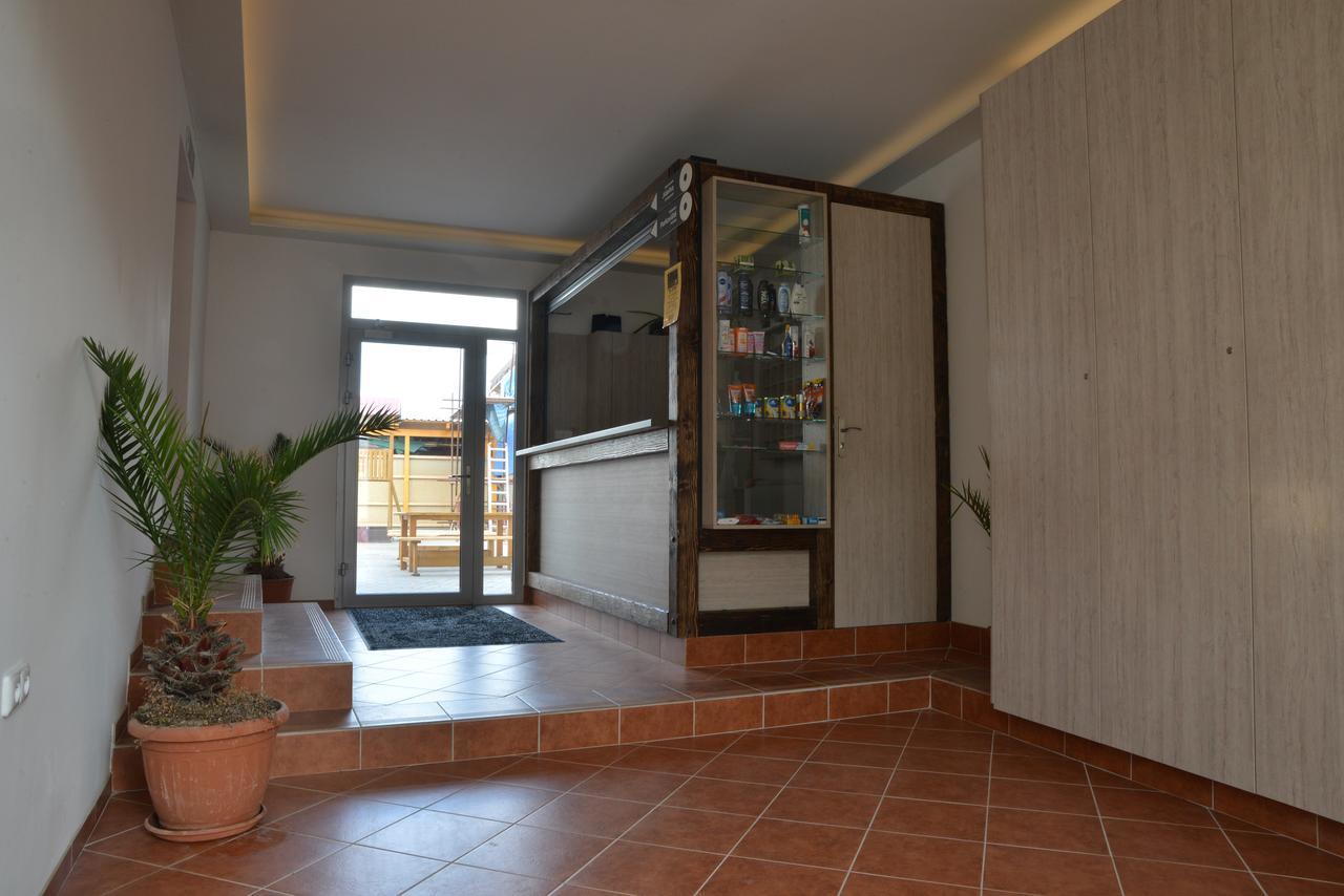 Penzion Klimes Hustopece Exterior photo