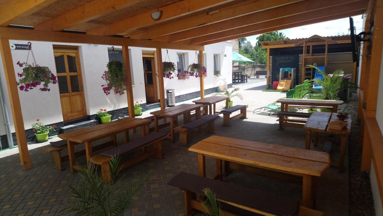 Penzion Klimes Hustopece Exterior photo